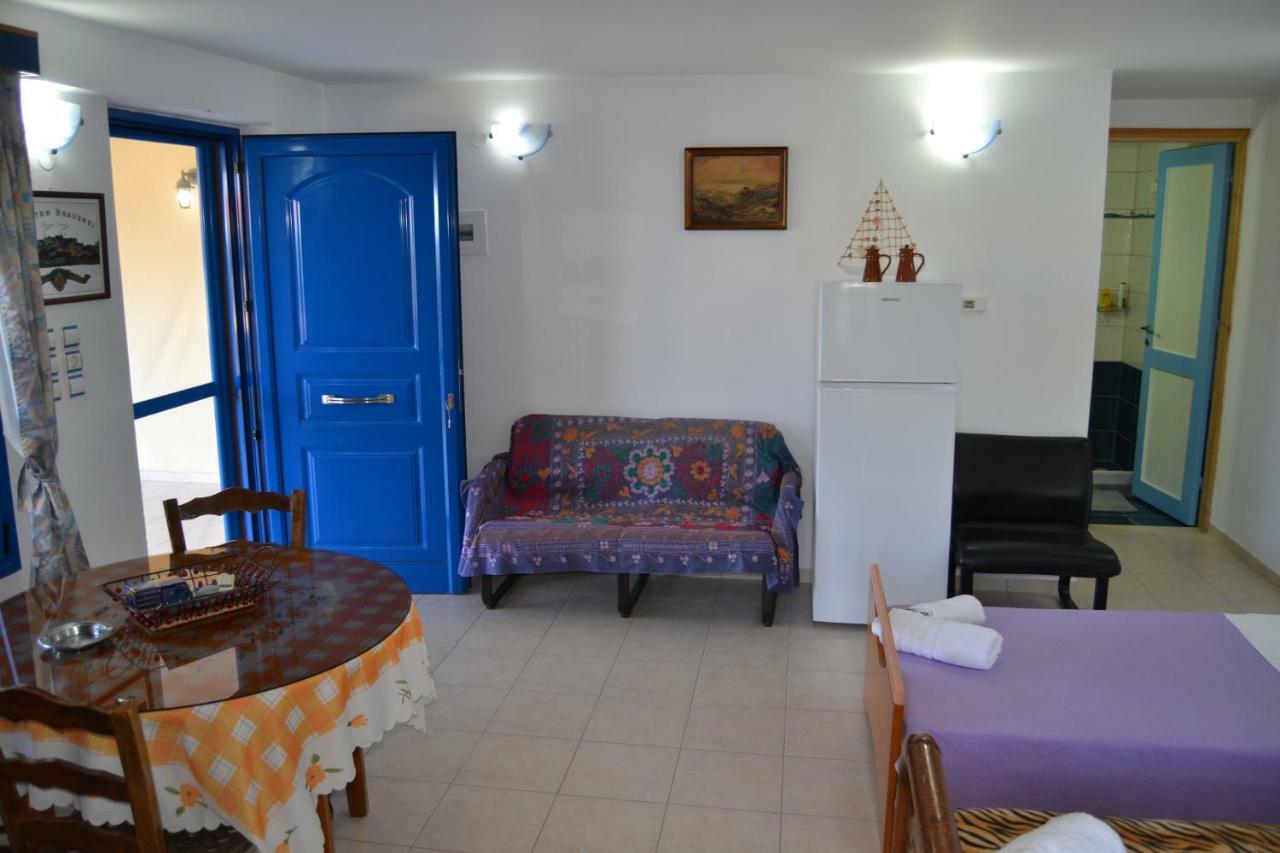 Sofia Apartment Лентас Экстерьер фото